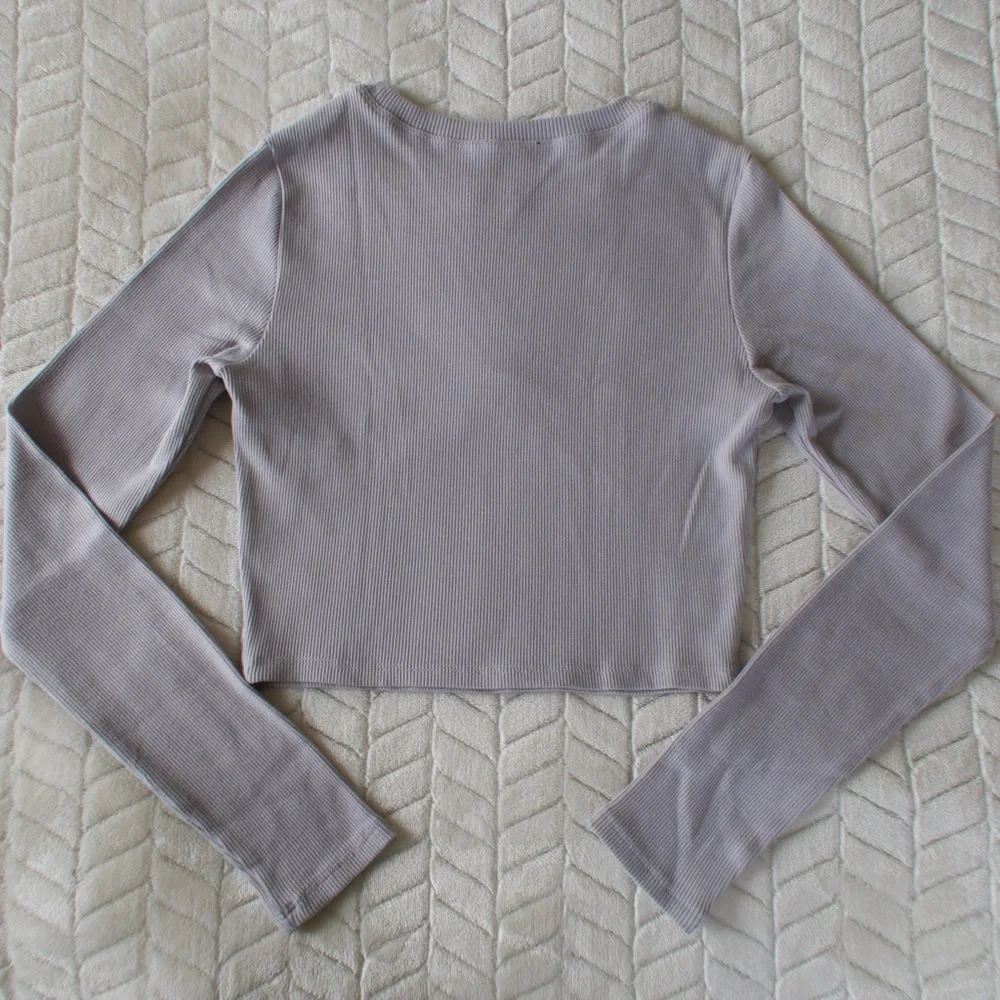 Forever 21 long sleeve top - Picture 3 of 3
